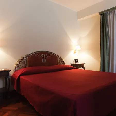 Ξενοδοχείο Pigna 4*